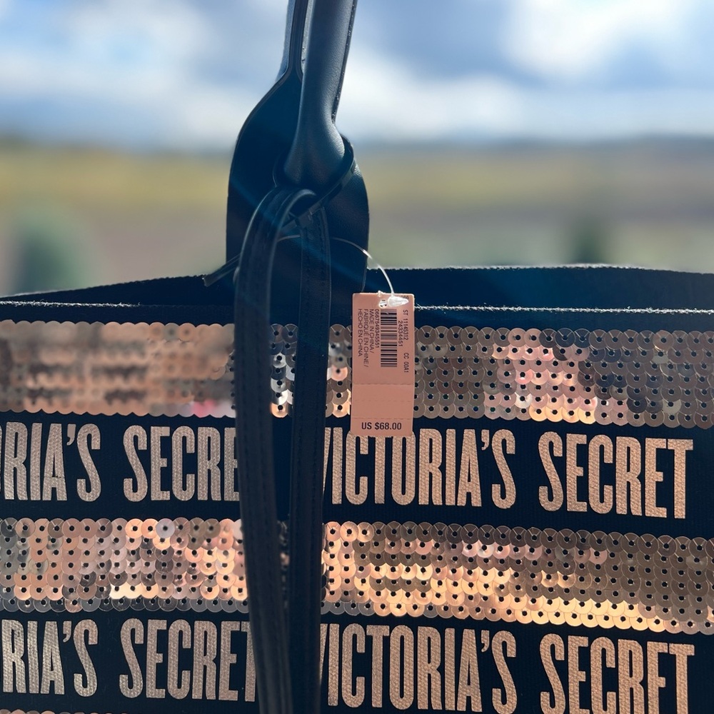 Victoria Secret Graphic Large Handbag/Tote